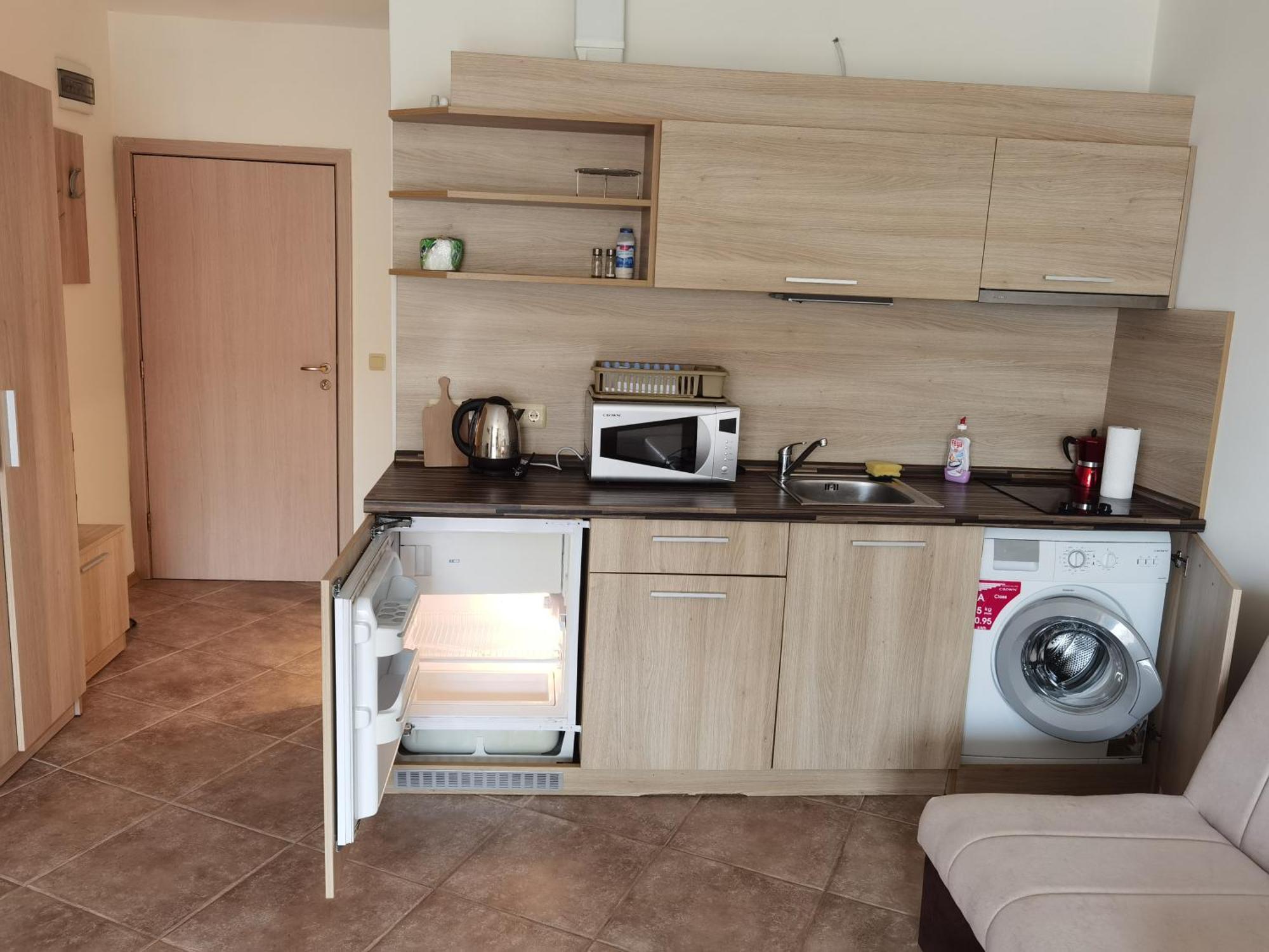 Dl Apartments Aheloy Esterno foto