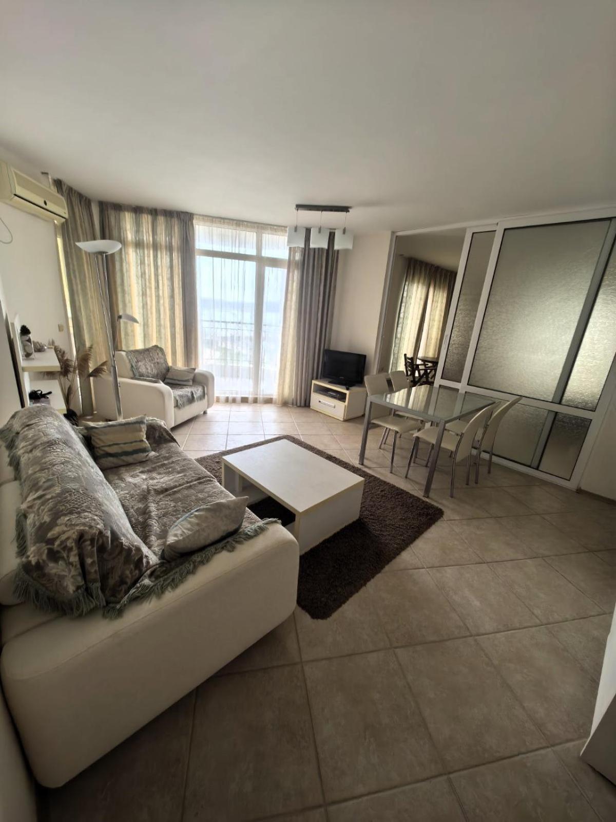 Dl Apartments Aheloy Esterno foto