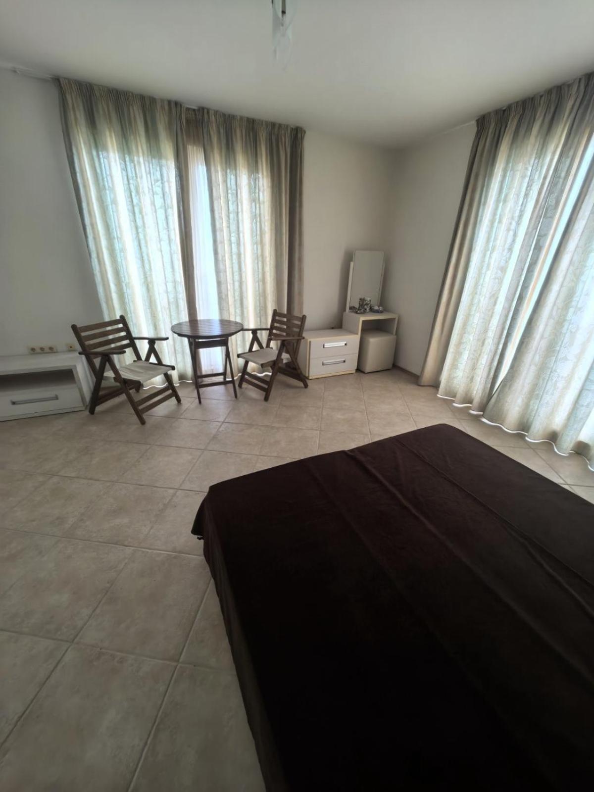 Dl Apartments Aheloy Esterno foto