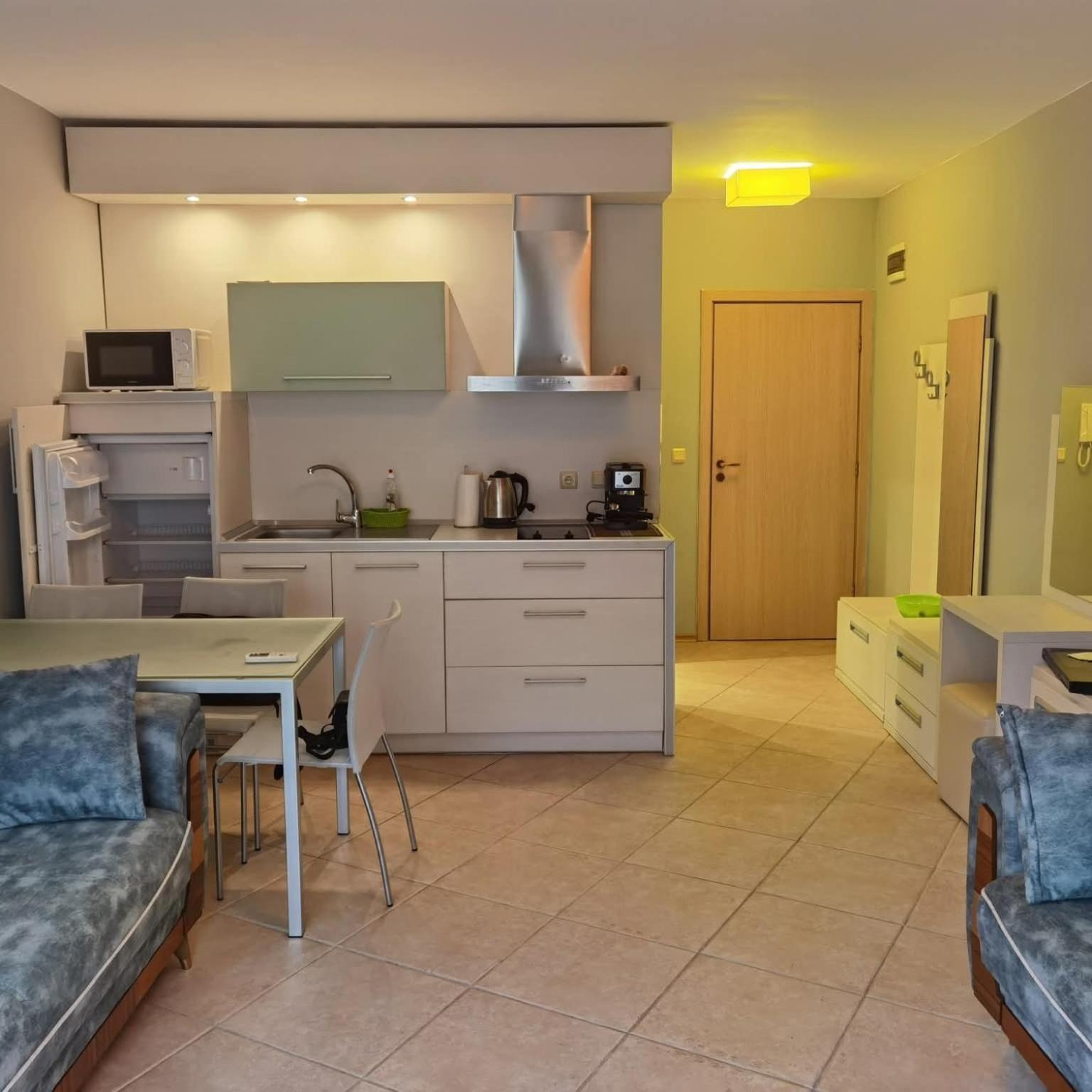 Dl Apartments Aheloy Esterno foto