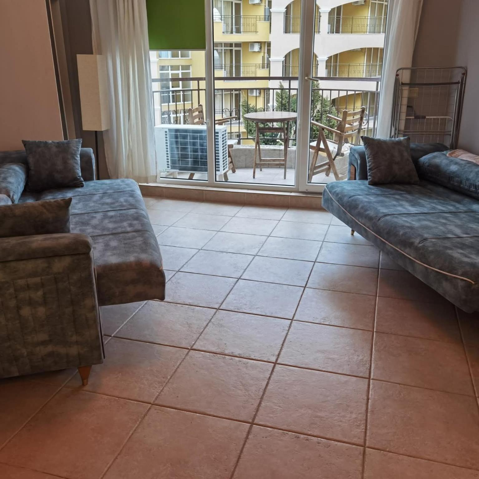 Dl Apartments Aheloy Esterno foto